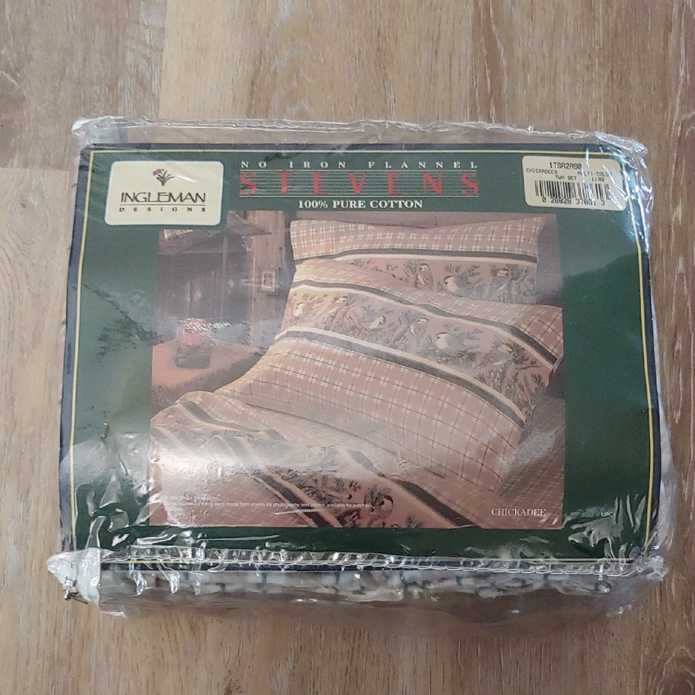 NEW Vintage Ingleman Designs STEVENS Flannel Twin Sheet Set Chickadees Print